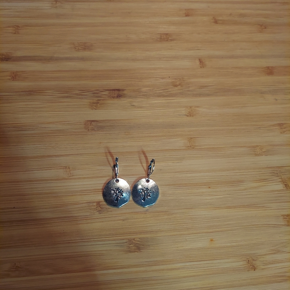 Women's Bohemian wish Dandelion flower Earrings dagle silver color - Picture 2 of 4